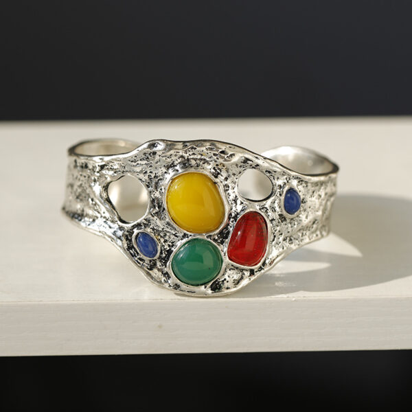 oly-eb2a211baf8f781e3bf1fcf9dca2d91e Wholesale Style Retro Personalized Diamond-encrusted Color Irregular Exaggerated Three-dimensional Wide Bracelet Personalized Geometric Bracelet for Women