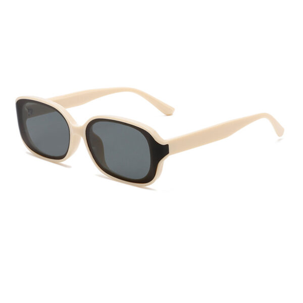 Wholesale Retro Cat's Eye Sunglasses Advanced Sense Curved Surface Big Face Slim Anti-UV Sunglasses Internet Celebrity Same Style Glasses