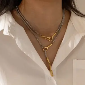 Wholesale Asymmetrical Irregular Necklace For Women In 304 Stainless Steel With 18K Real Gold Plated PVD Coated Finish And Twisted Chain