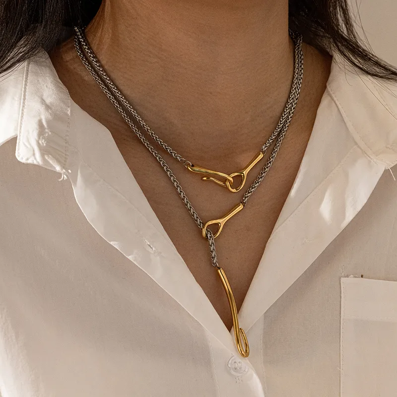 Wholesale Asymmetrical Irregular Necklace For Women In 304 Stainless Steel With 18K Real Gold Plated PVD Coated Finish And Twisted Chain