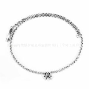 Small anchor necklace