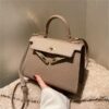 oly-ec6616eef7d286670a24b1ca136509ae Wholesale French Niche Texture Hand Bag Women's Bag Fashionable Simple Crossbody Bag Popular Kelly Bag