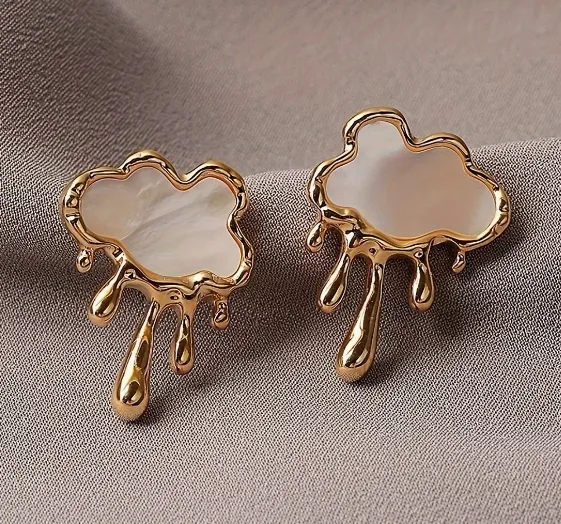 Wholesale 201 Stainless Steel Clouds Simple Style Ear Studs