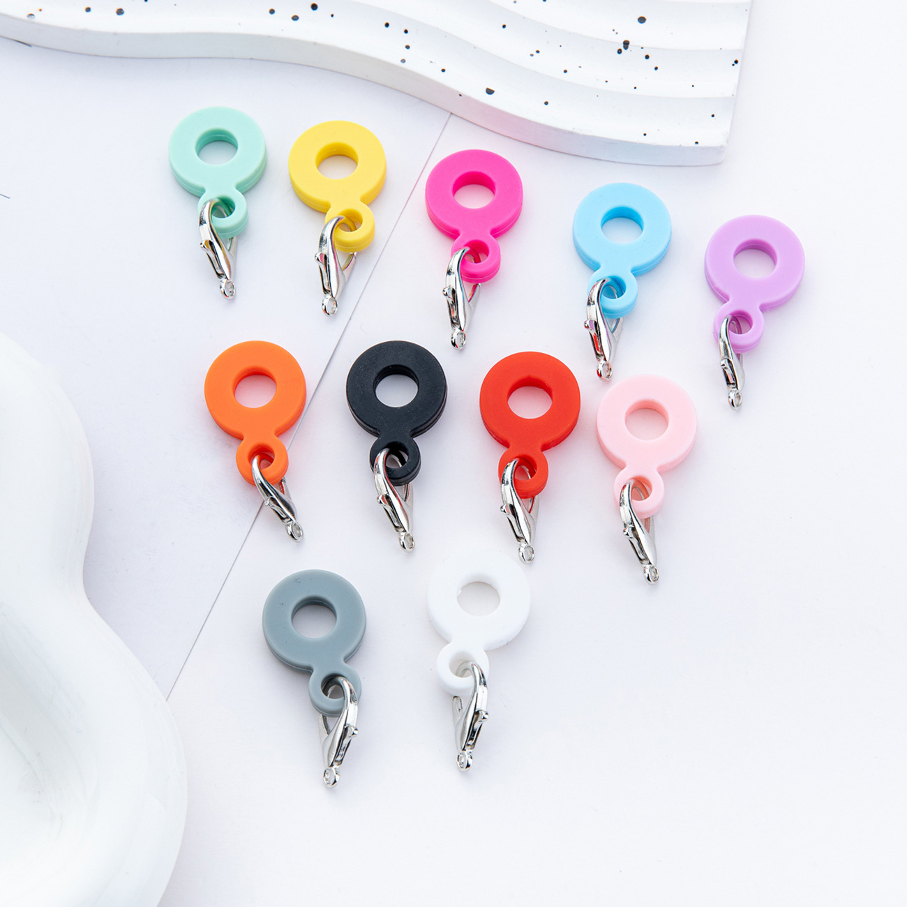 Wholesale Creative DIY silicone straw pendant suitable for 8mm-10mm water cup straw silicone pendant factory direct sales