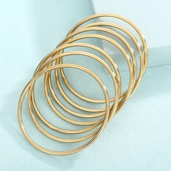 Wholesale 304 Stainless Steel Solid Color Electroplating 18k Gold Plating Formal Waterproof Non Tarnish Bangle