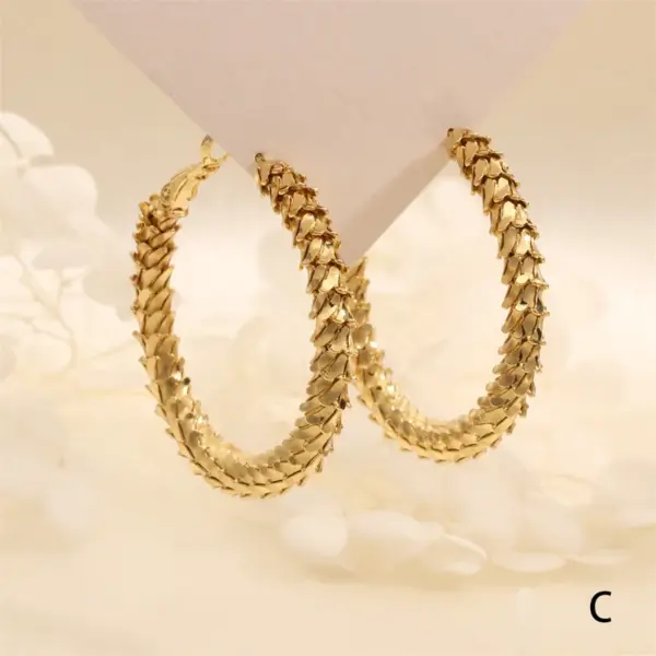 Wholesale Geometric Copper Earrings For Women With 0.03µm Electroplated 18K Real Gold Plating