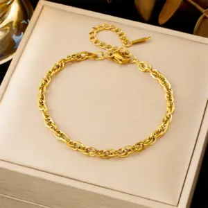 【599】Perforated Chain