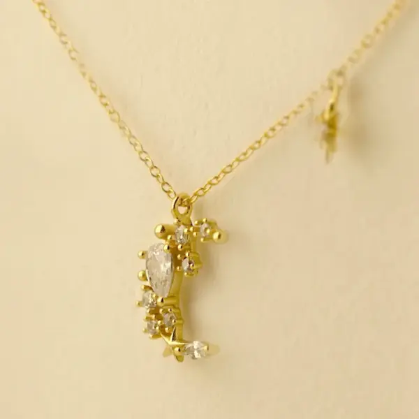 Wholesale Copper Inlaid Zircon C-shaped Moon Clavicle Chain
