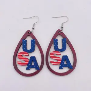 JE0822C / Wooden earrings