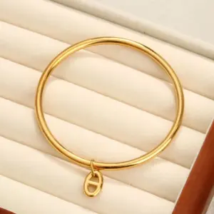 Golden Pig Nose