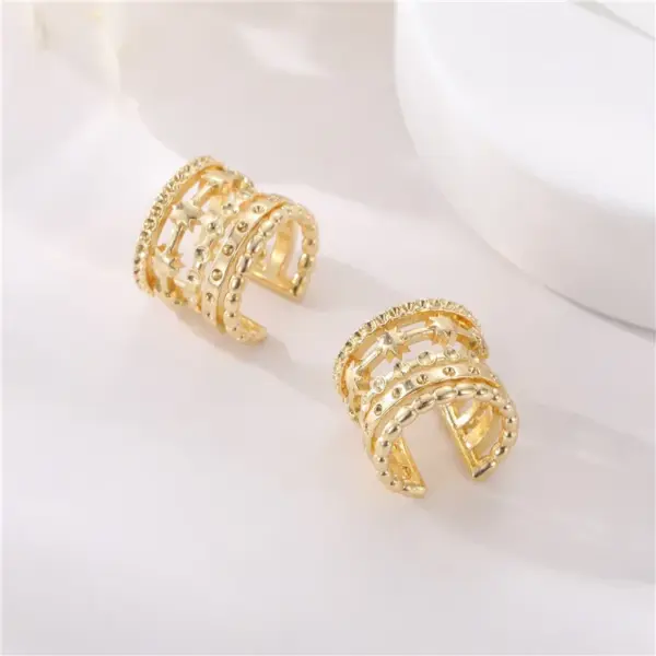 Wholesale Irregular Pattern Women's Ring With Bezel Setting, Electroplated Copper, 14K Real Gold Plated, Featuring Zircon Inlay