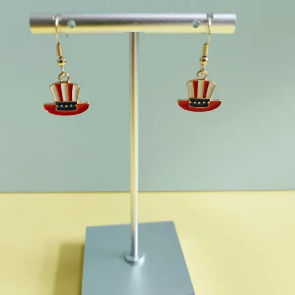 oly-f01ffc3119ee3483d1236e84f8a081d2 Wholesale Independence Day Heart Apple Star Alloy Geometric Pattern Style Women's Earrings Cake Mouth Dangle Hoops