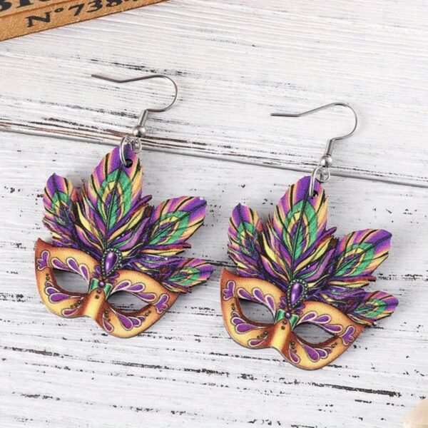 oly-f0305383ca154043c93edb606adceda5 Wholesale carnival color jewelry exaggerated mask hollow wooden personality trend earrings