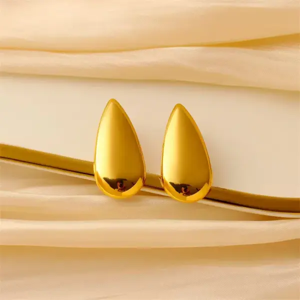 Wholesale 302 Stainless Steel Geometric Water Droplets Electroplated Golden Plated IG Style Casual Elegant Ear Studs