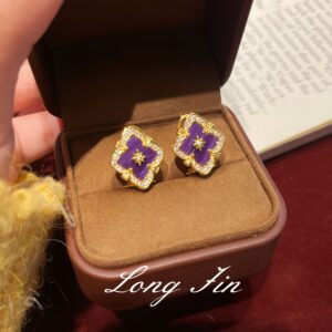 E030 gold amethyst earrings
