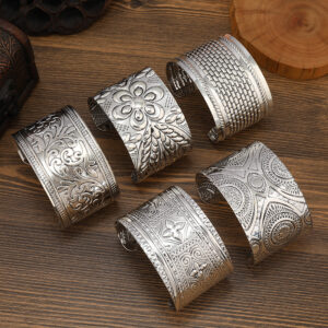 Wholesale Retro Ethnic Style Miao Silver Wide Edition Bracelet Carved Pattern Women's Bohemian Bracelet Xizang Bracelet Alien Accessories