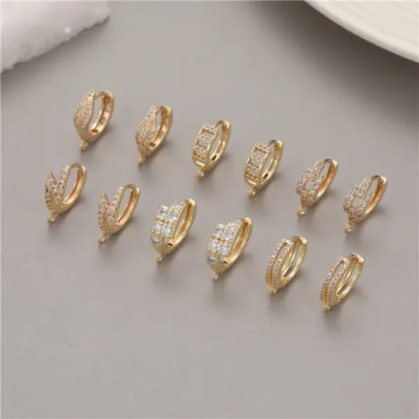Wholesale Circle Hoop Earrings For Women In Copper With Zircon Inlay, Simple Style Featuring Copper Ear Pins