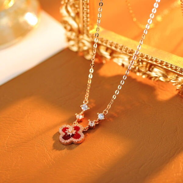 Wholesale Copper alloy pink four-leaf clover necklace, clavicle chain, choker