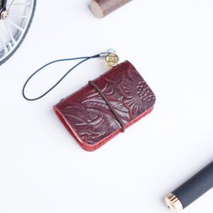 Carved leather wine red / Top layer cowhide super mini TN book (32 sheets, 64 pages)