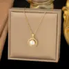 Wholesale Geometric Inlay Pendant Necklace For Women In Copper With 18K Real Gold Plated Water Plating And Artificial Rhinestones On Cable Chain