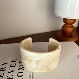 Milk tea color wide edge bracelet
