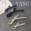Wholesale France Alexandria Elegant Bow Classic Light Luxury All-match Bangs Clip Cute Broken Hair Side Clip for Women