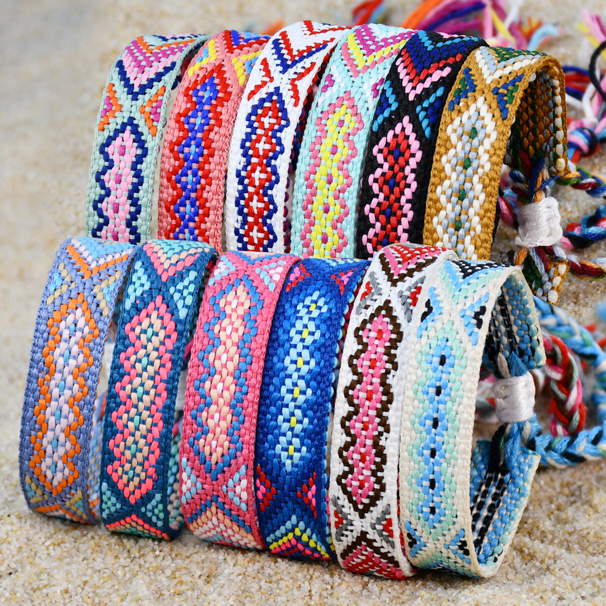 Wholesale Nepal ethnic style woven hand rope color tassel Bohemian friendship bracelet ladies cross-border jewelry