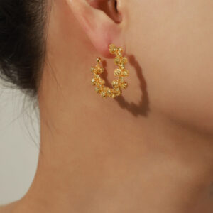 Wholesale Cross-border hot selling European and American niche new personalized jewelry round bead woven stitching design copper material C- type earrings