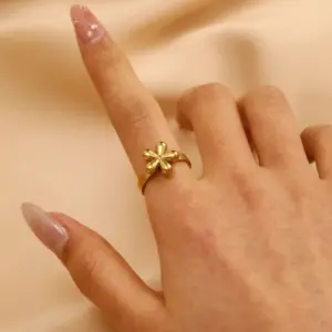 09 18K Real Gold Flower 11987