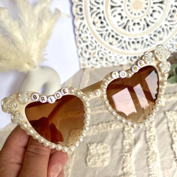 Wholesale BRIDE bride Pearl Rose BRIDE Letter Women's Single Party Love Tea Handmade Sunglasses