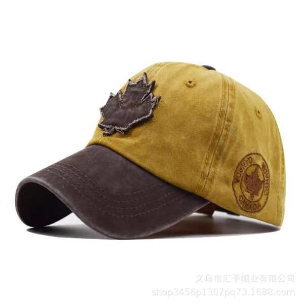 Wholesale Fashion Canadian Maple Leaf Pattern Baseball Cap Men's and Women's Peaked Cap Pure Cotton Easiest for Match Peaked Cap