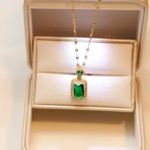New Emerald Square Necklace