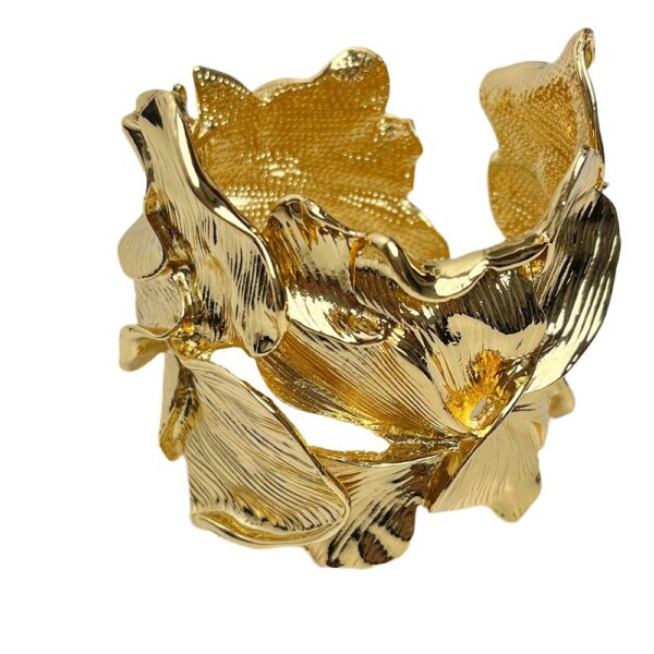 Wholesale ZA Fashion Light Luxury Style Vintage Golden Mosaic Flower Bracelet Exaggerated Opening Design Alloy Flower Jewelry