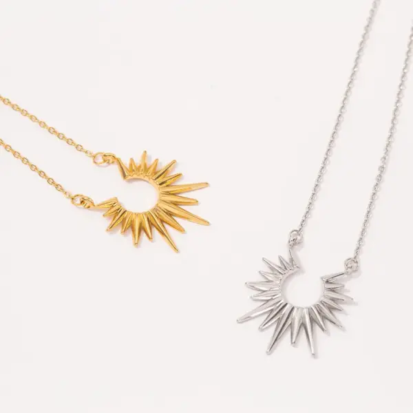 Wholesale PVD Coated 18K Gold Plated Sun Stainless Steel IG Style Simple Style Commute Waterproof Non Tarnish 304 Stainless Steel Necklace