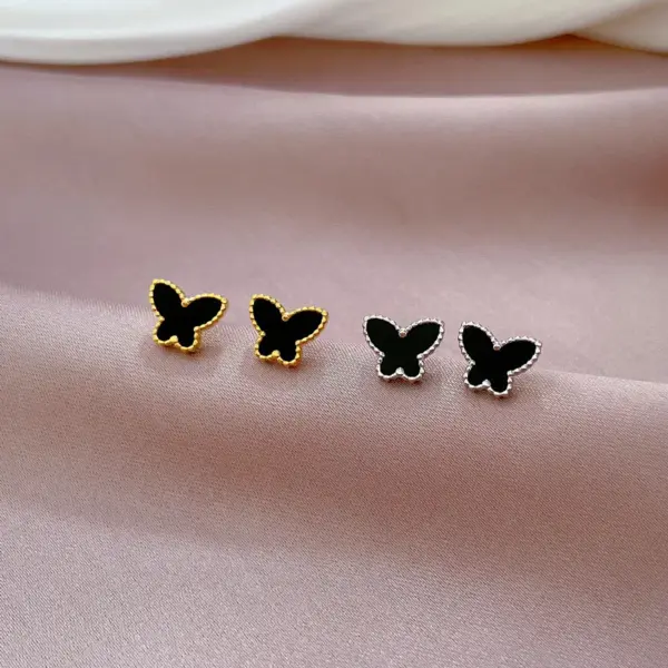 Wholesale PVD Coated Real Gold Plated Butterfly Titanium Steel Sweet Waterproof Non Tarnish Ear Studs