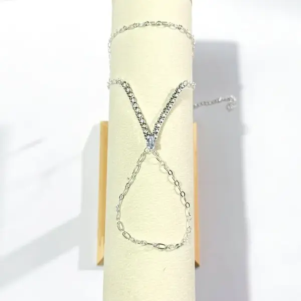 Wholesale Oval Waterproof Women's Bracelets In 304 Stainless Steel With 18K Gold Plated PVD Coating And Zircon Inlay