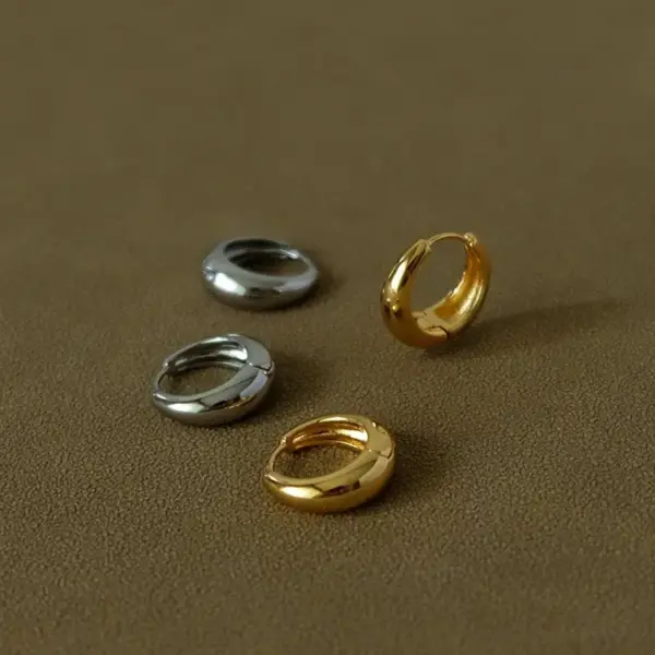 Wholesale PVD Coated 18K Gold Plated Solid Color 304 Stainless Steel Simple Style Classic Style Waterproof Non Tarnish Earrings