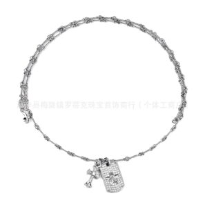 Vintage silver five-pointed star necklace