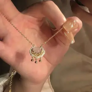 X1723# Gold Longevity Lock Necklace