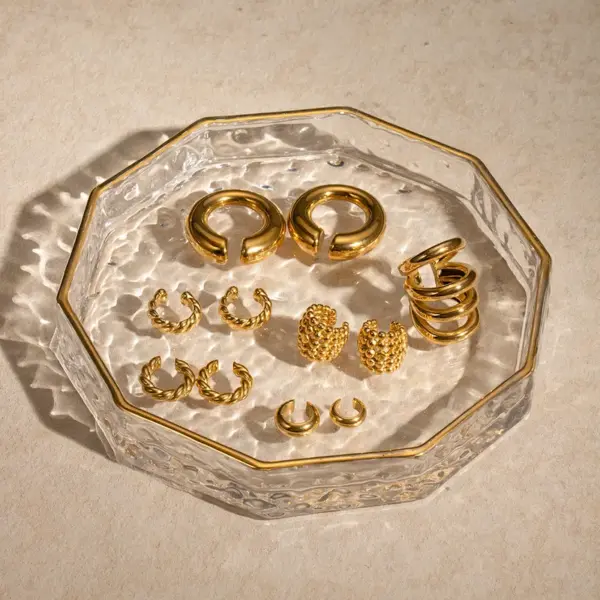 Wholesale 304 Stainless Steel C Shape Solid Color PVD Coated 18K Real Gold Plated Real Gold Plated 18K Gold Vacation Simple Style IG Style Waterproof Non Tarnish Asymmetrical Gold Ear Cuffs