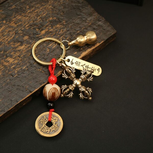 Wholesale Brass Cross Lotus Vajra Keychain Pendant Pendant Men's and Women's Bag Car Key Pendant Copper Craft