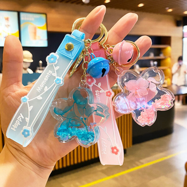 Wholesale Quicksand bottle key chain exquisite women's book bag pendant children's pendant small jewelry cute women's hanging chain decorative pendant