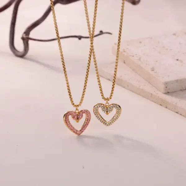 Wholesale 3D Heart Pendant Necklace For Women In 304 Stainless Steel With 18K Gold Plated PVD And Zircon Inlay, Cable Chain