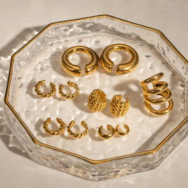 Wholesale 304 Stainless Steel C Shape Solid Color PVD Coated 18K Real Gold Plated Real Gold Plated 18K Gold Vacation Simple Style IG Style Waterproof Non Tarnish Asymmetrical Gold Ear Cuffs