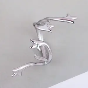 Silver / Average Size / 25#