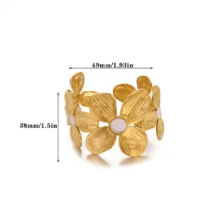Gold / 18k