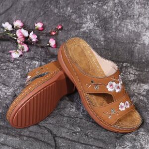 light brown / 36
