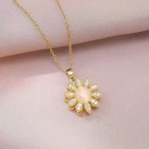 X2684 Gold Rotating Sunflower Necklace
