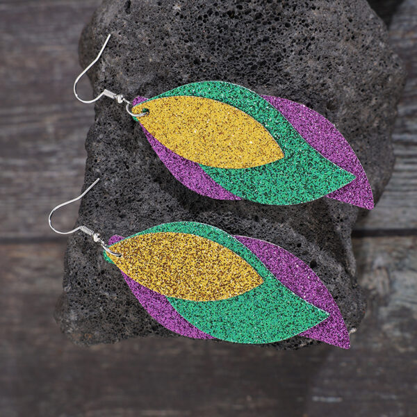 oly-f6a6c5bac90a8378cf936031baf75c66 Wholesale wish green leaf shengpa festival multi-pu earrings personalized trendy earrings