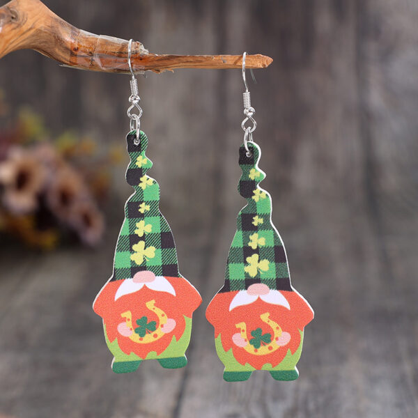 oly-f75c2c3c607af3cfe6e216e31f340153 Wholesale St. PA Festival dwarf elf Clover leather earrings retro style earrings